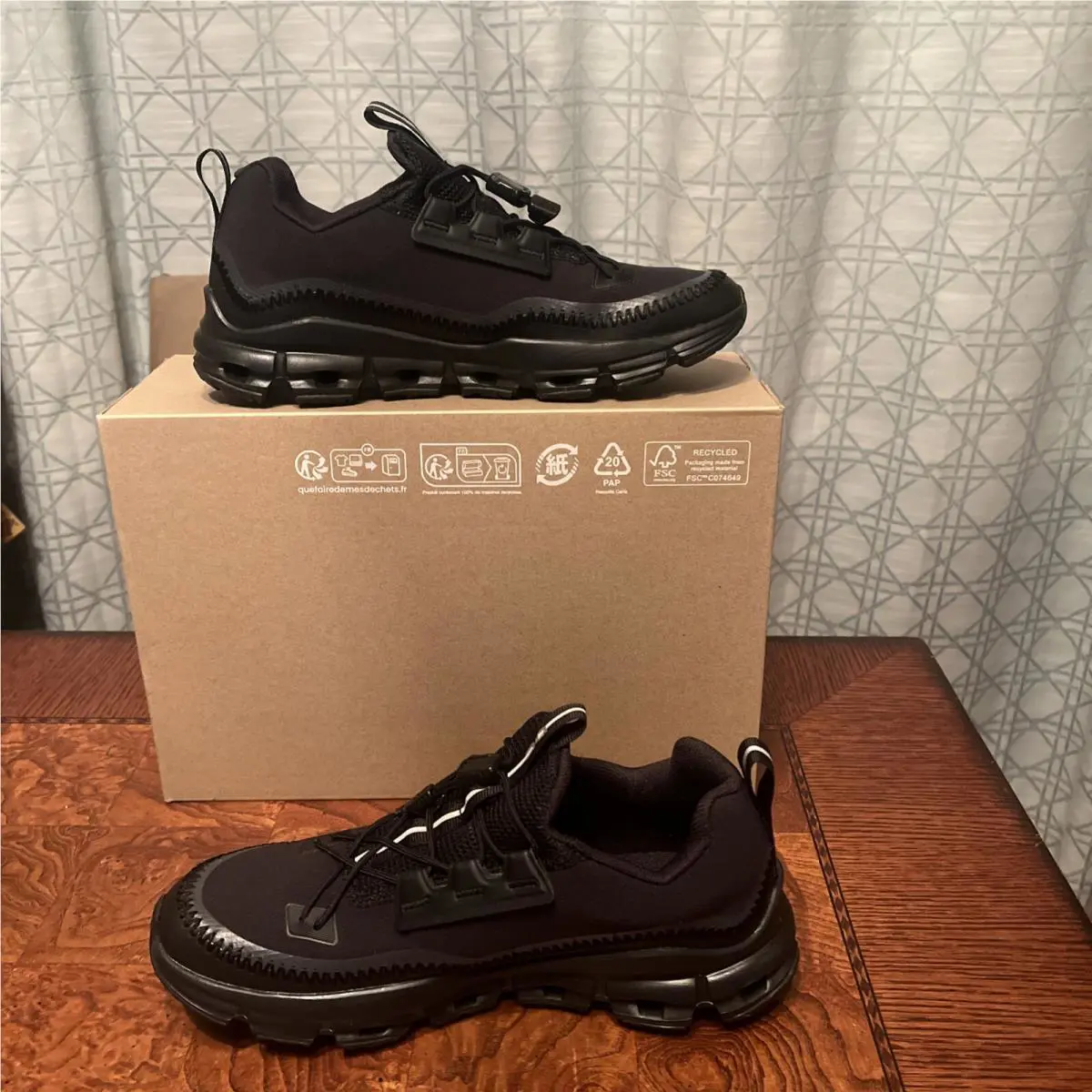 On-Running shoes - On Cloudaway Waterproof Suma - Cloudaway Waterproof Suma - 3WD30250485 - Black 0