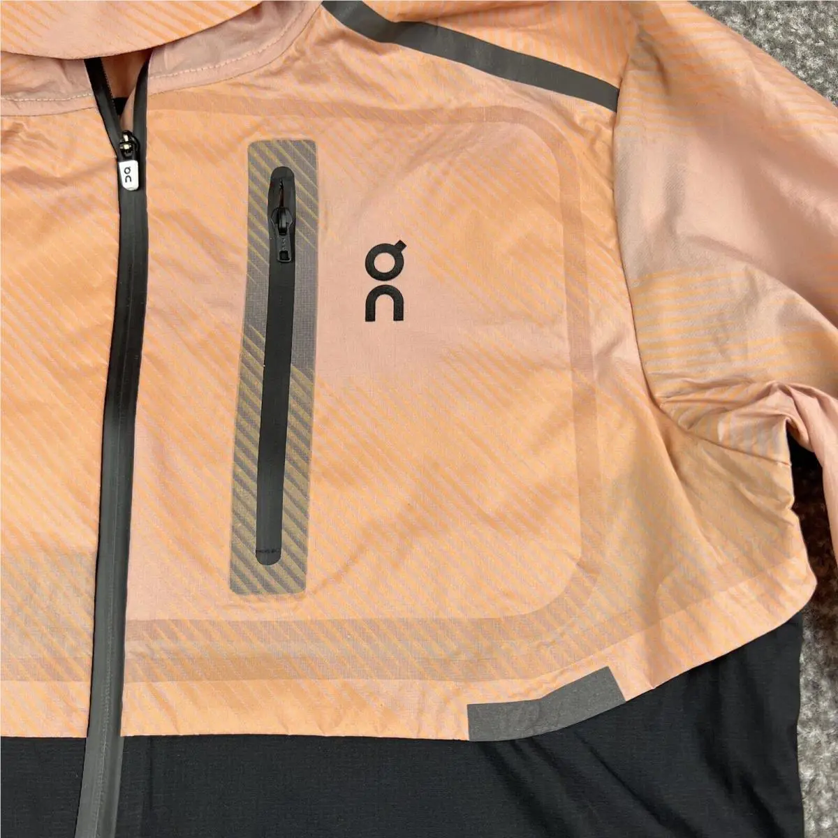 On-Running clothing - Multicolor 3