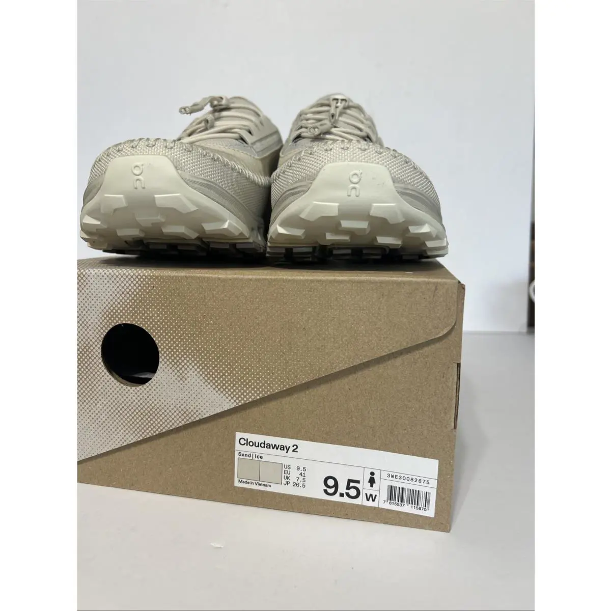 On-Running shoes - On Cloudaway 2 - Cloudaway - 3WE30082675 - Ivory 0