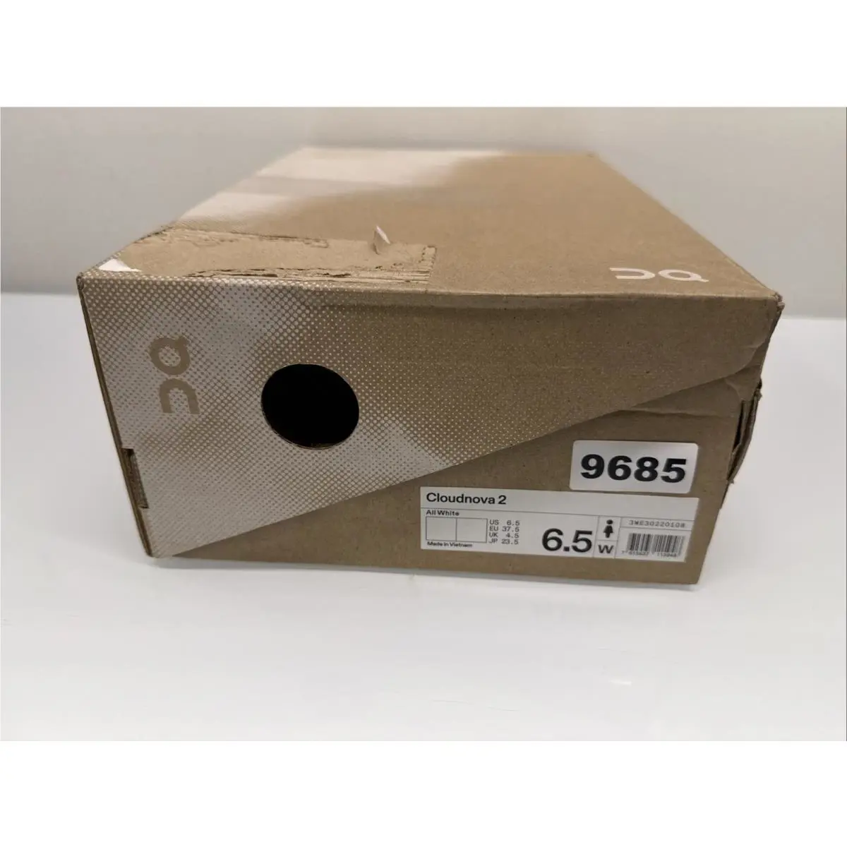 On-Running shoes - On Cloudnova - Cloudnova - 3WE30220108 - White 7