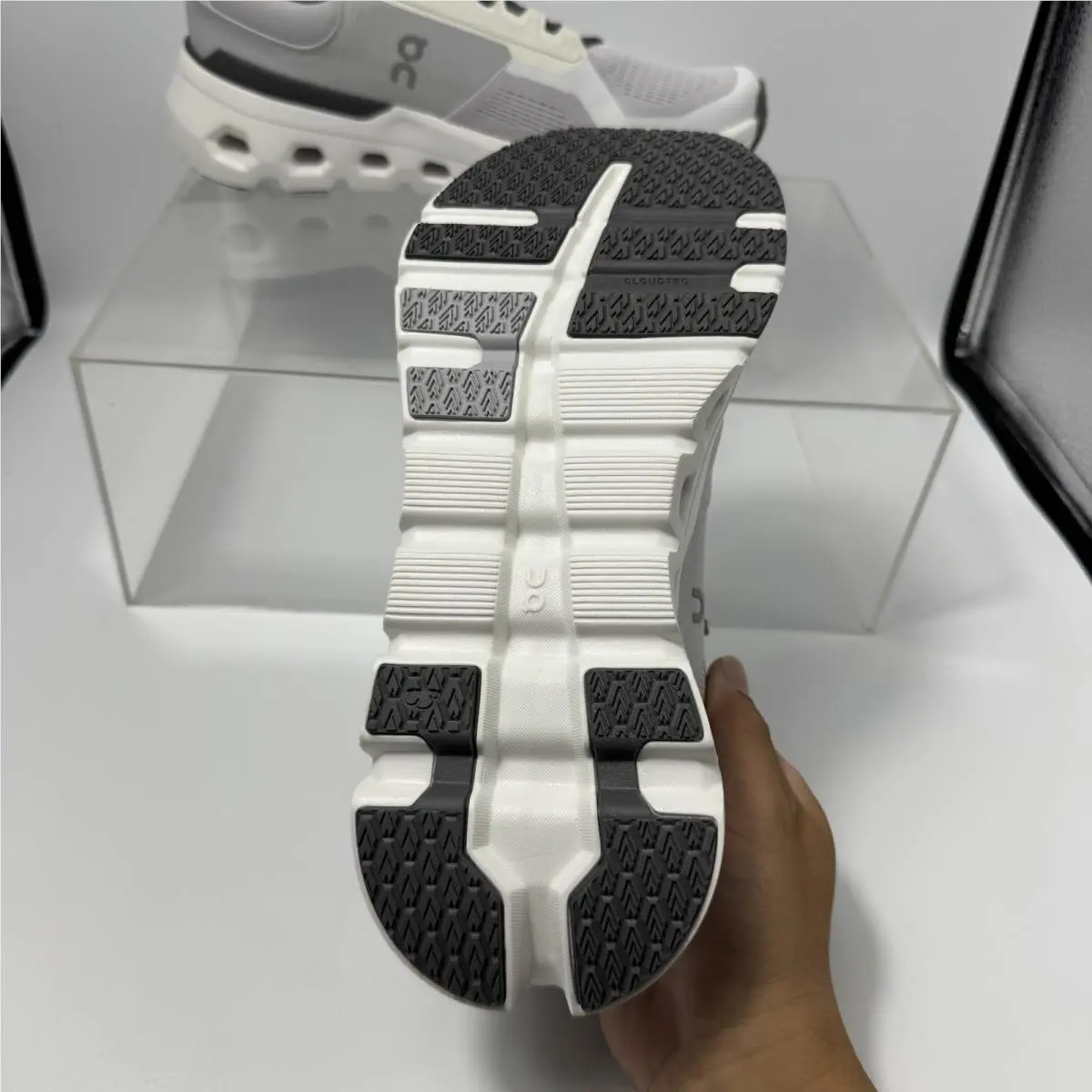 On-Running shoes - On Cloudrunner 2 - Cloudrunner - 3WE10130622 - White 6