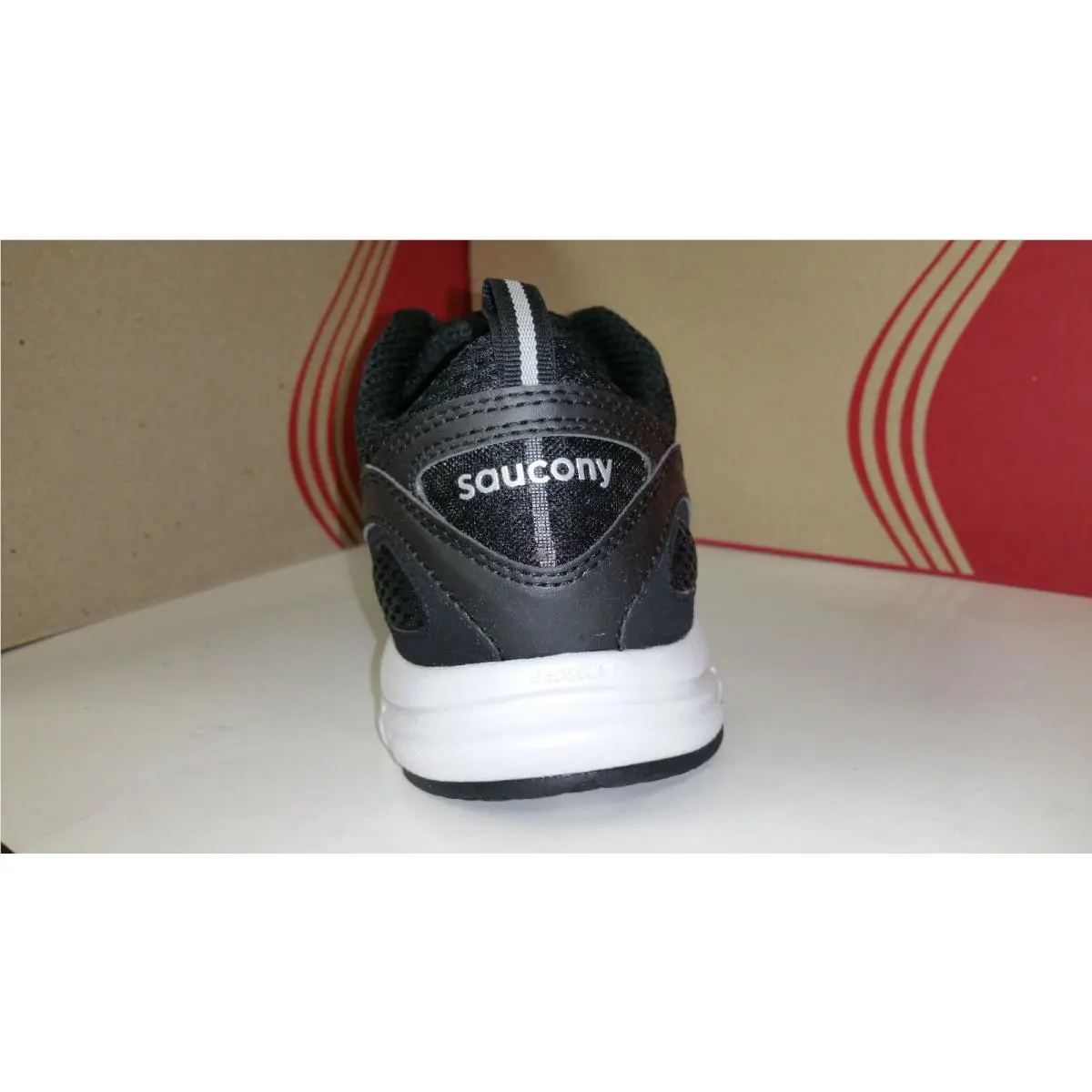 Saucony shoes - Black White 1