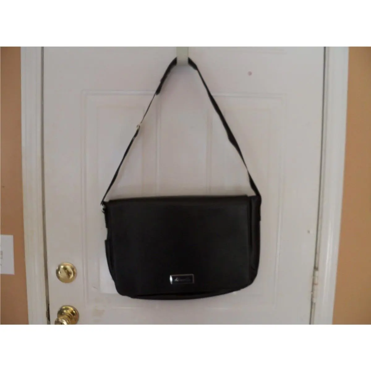 Kenneth Cole Computer-messenger Bag Htf