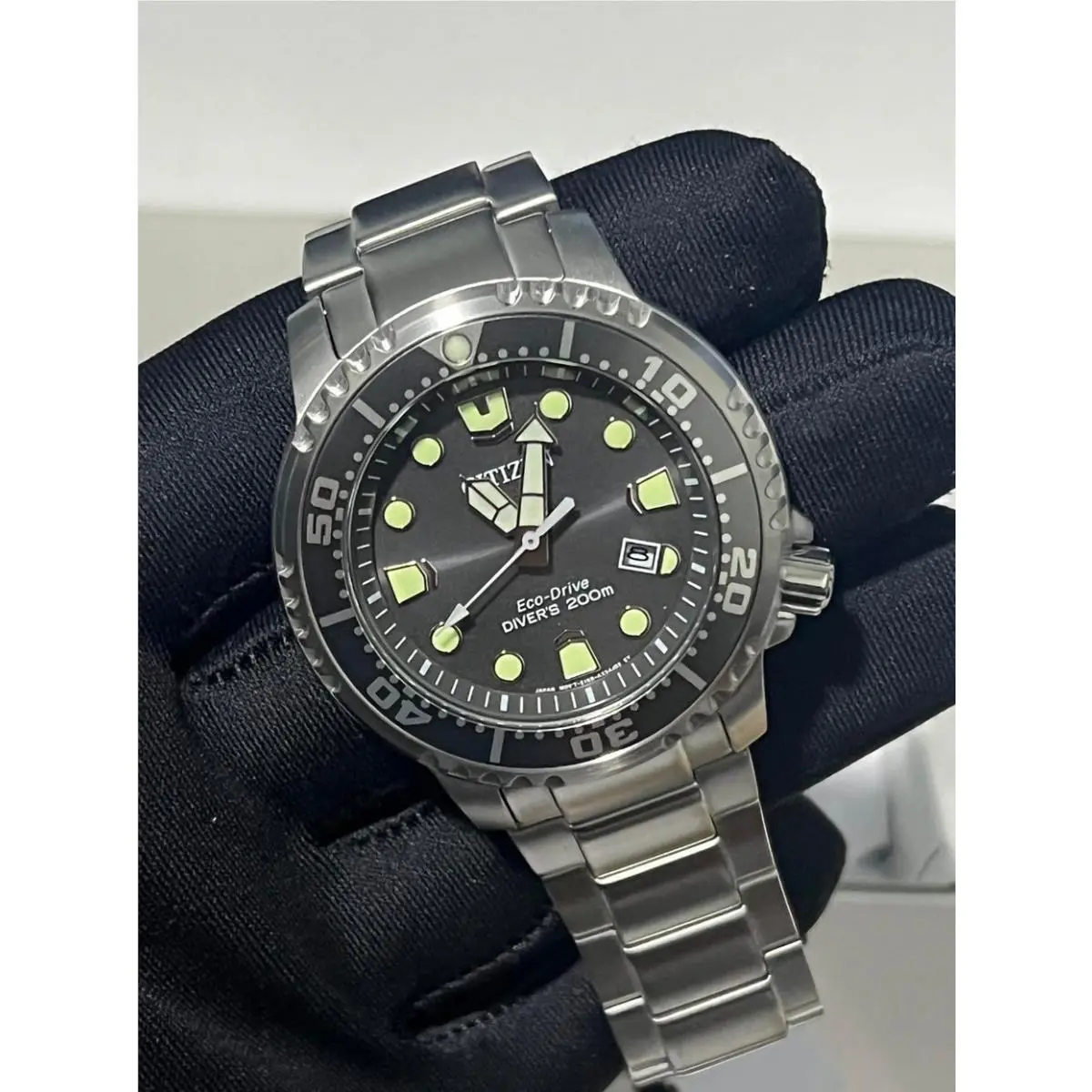 Citizen Promaster Diver Eco-drive Men`s Watch BN0167-50H Gray Dial Date Display - Dial: Gray, Band: Silver, Bezel: Silver