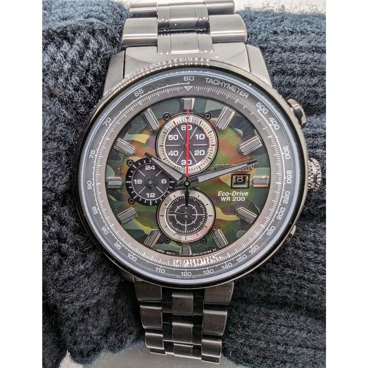 Citizen Nighthawk Green Camo Dial Stainless Steel Bracelet Watch CA0805-53X - Dial: Green, Band: Black, Bezel: Black