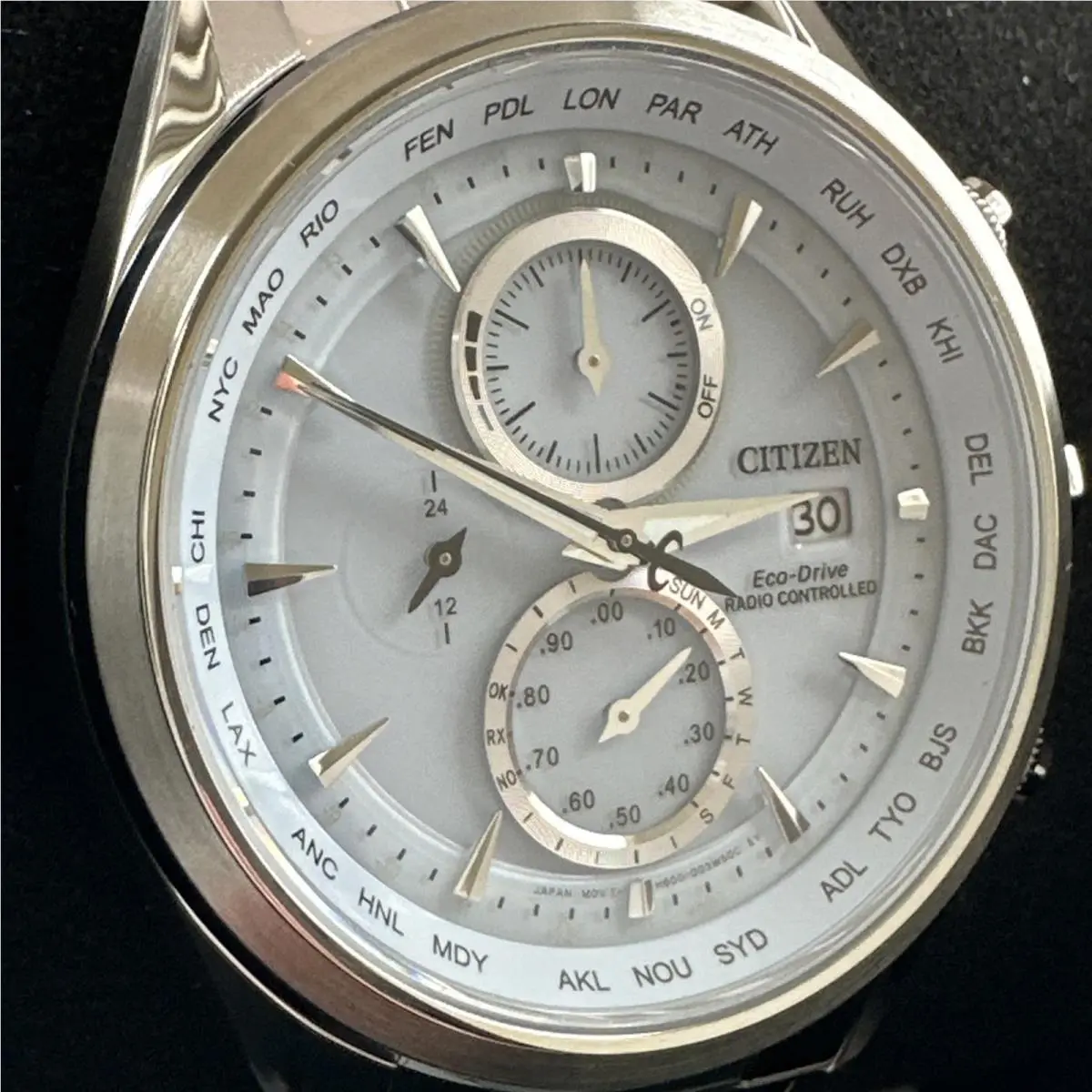 Men `s Sport Luxury Chronograph Eco-drive Silver Watch 43 MM AT8260-51M by Citizen