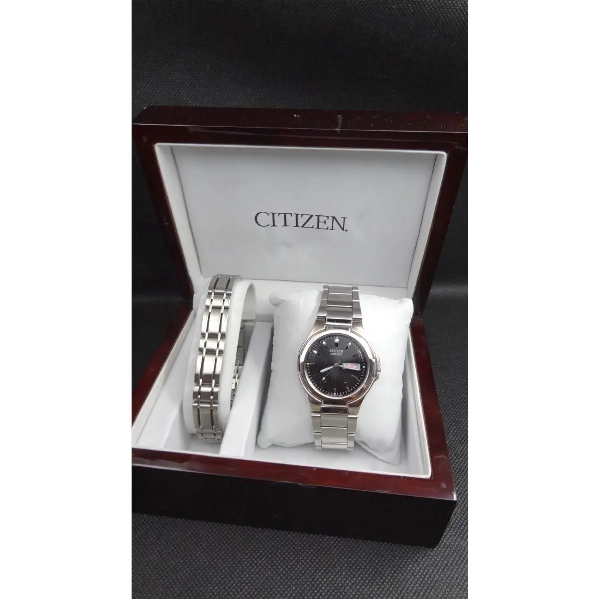 Citizen BK3560-61E Black Dial Stainless Steel Men`s Watch Bracelet Set