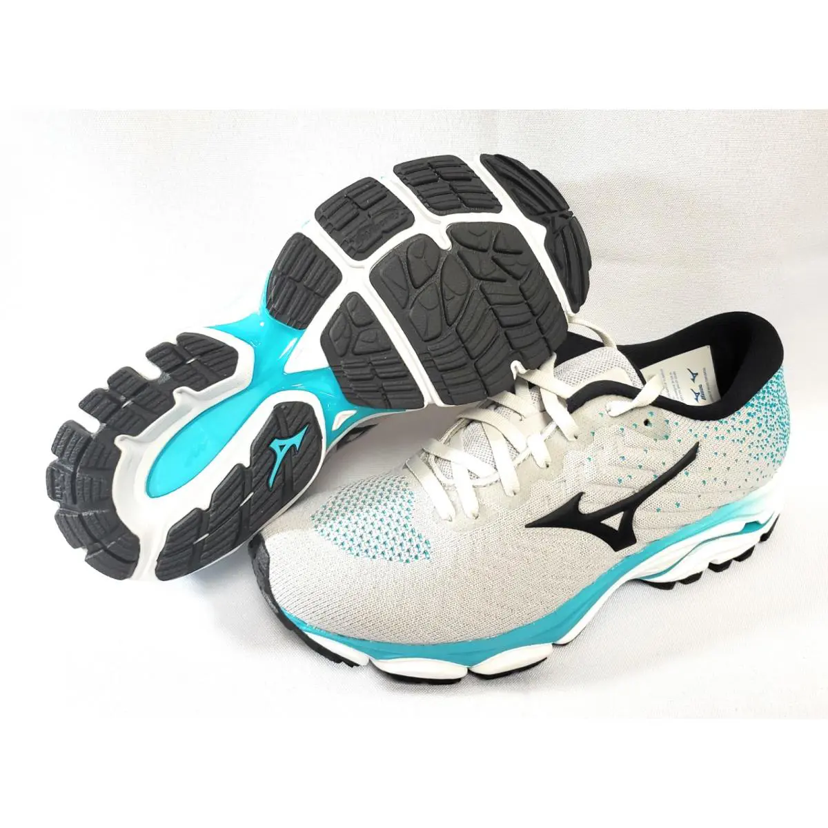 Mizuno shoes - Mizuno Wave Inspire 16 Waveknit - Grey 2