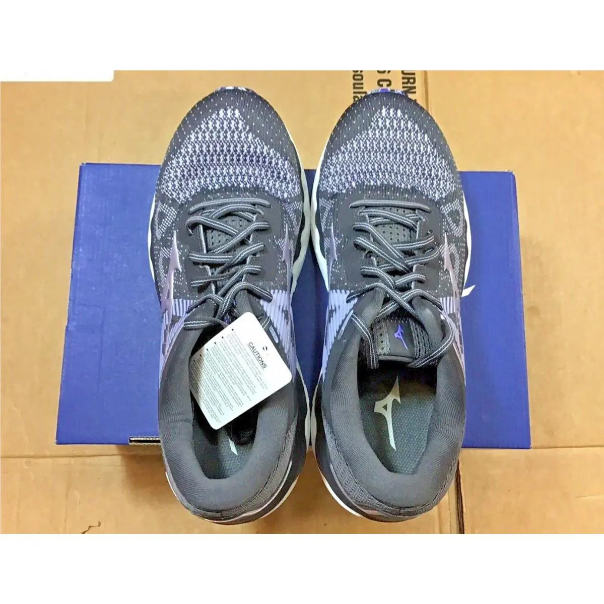 Mizuno shoes - Horizon 5 - Horizon - Violet-platinum Gold 3