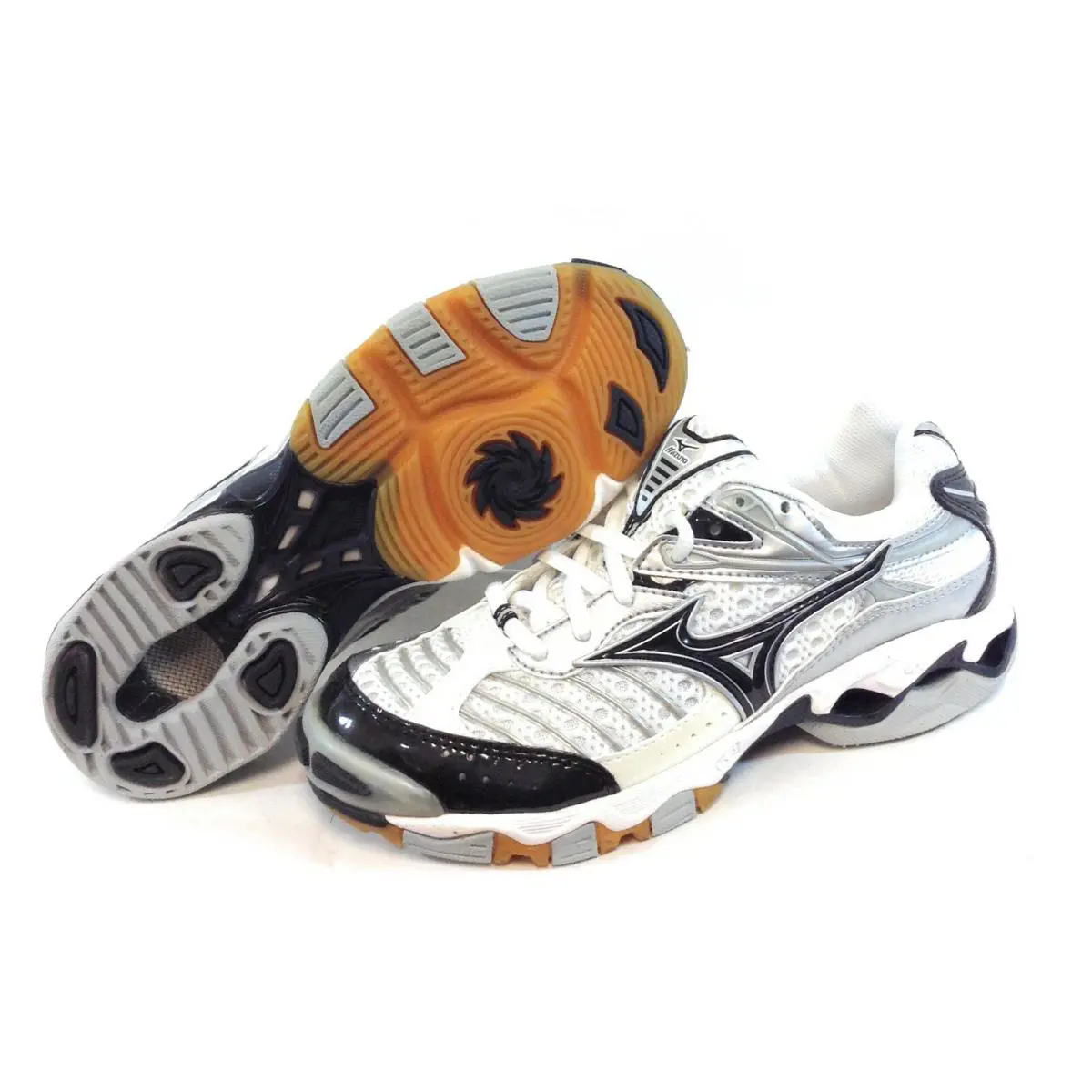 Mizuno shoes - White 1