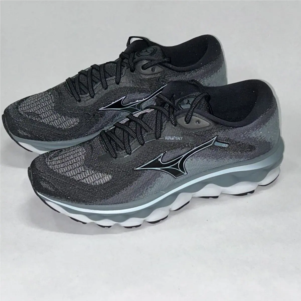 Mizuno shoes - Mizuno Wave Sky 7 - Wave Sky - Black Glacial Ridge 4
