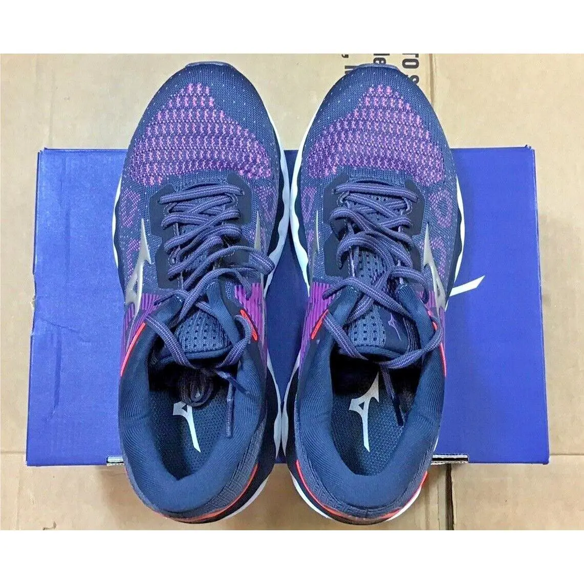 Mizuno shoes - Horizon 5 - Horizon - Violet-platinum Gold 3