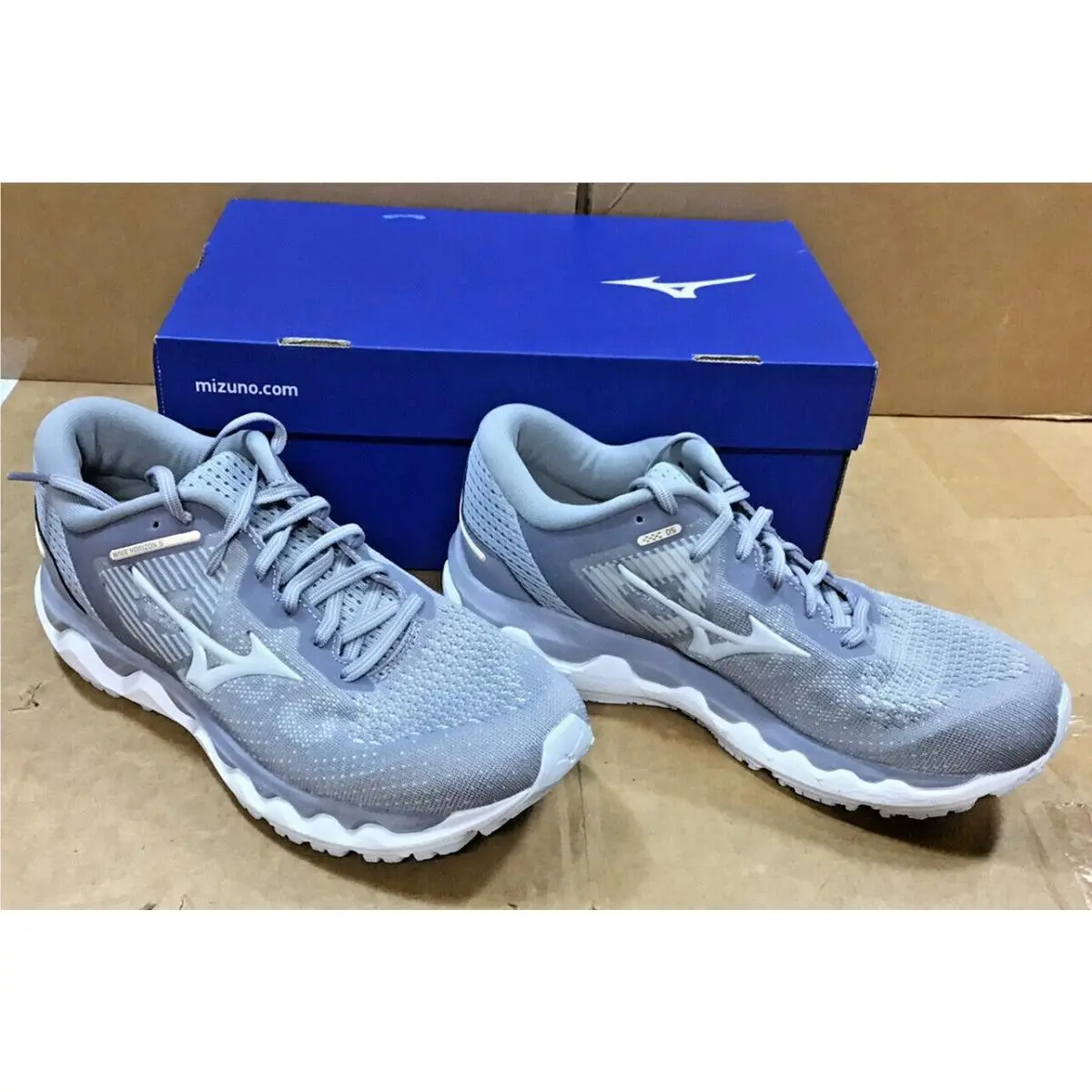 Mizuno shoes - Horizon 5 - Horizon - Violet-platinum Gold 8