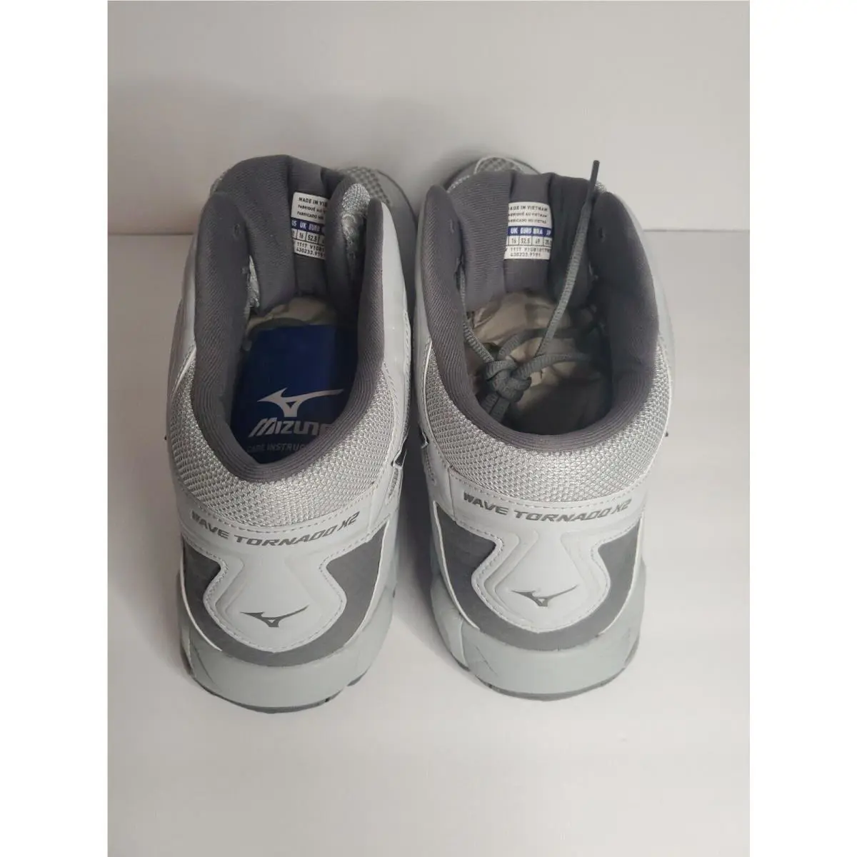 Mizuno shoes - Mizuno Wave Tornado X2 - Wave Tornado - Gray (UPC: 889961177439) 5