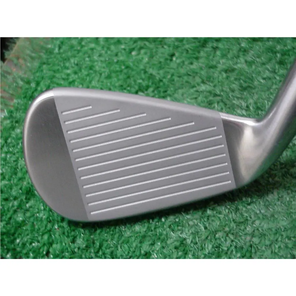 Mizuno  - 223 1