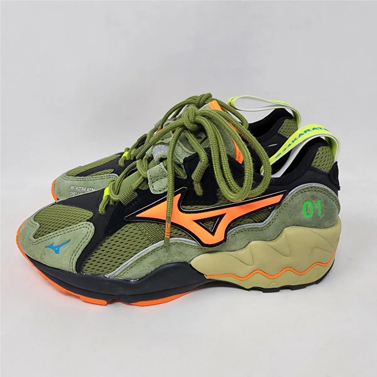 Mizuno shoes - Mizuno Wave Rider 1 24Karats x Mita - Green 2