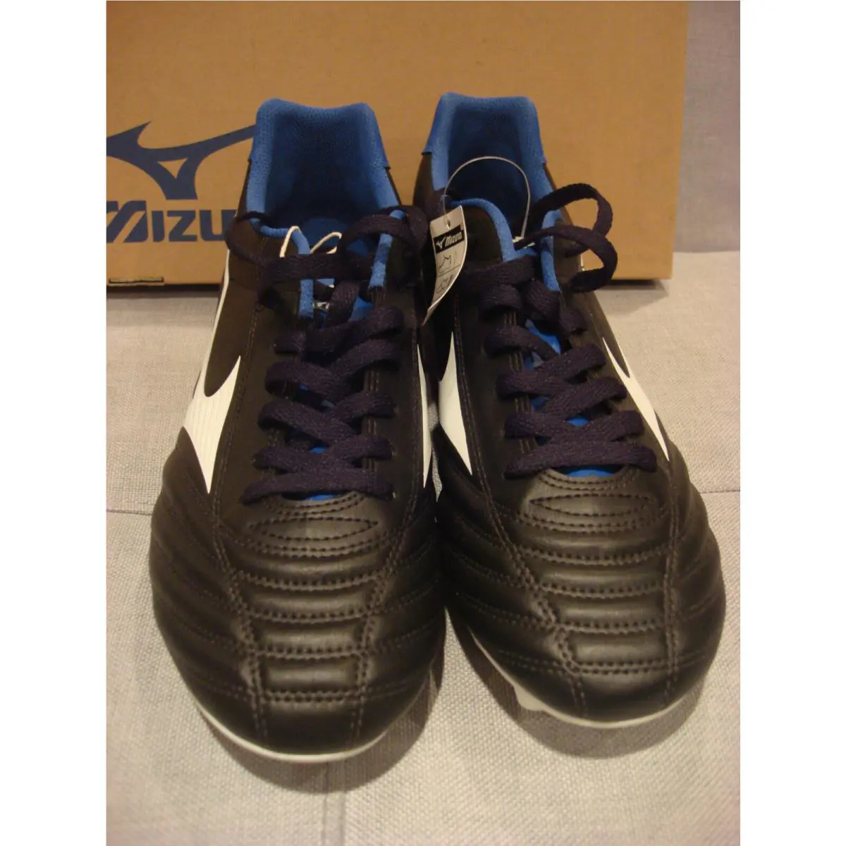 Mizuno shoes - Black (UPC: 5051686748972) 0
