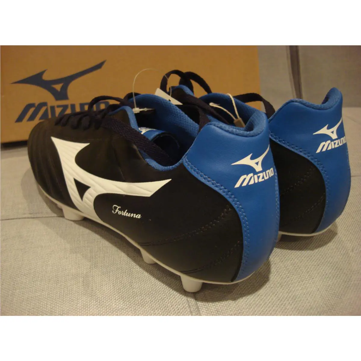 Mizuno shoes - Black (UPC: 5051686748972) 4