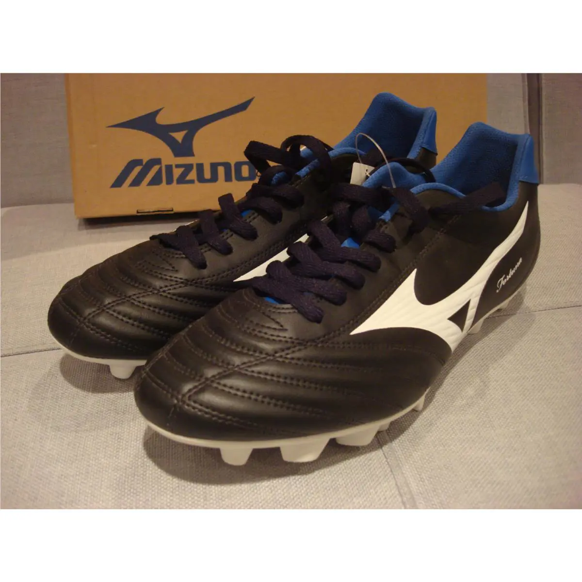 Mizuno shoes - Black (UPC: 5051686748972) 6