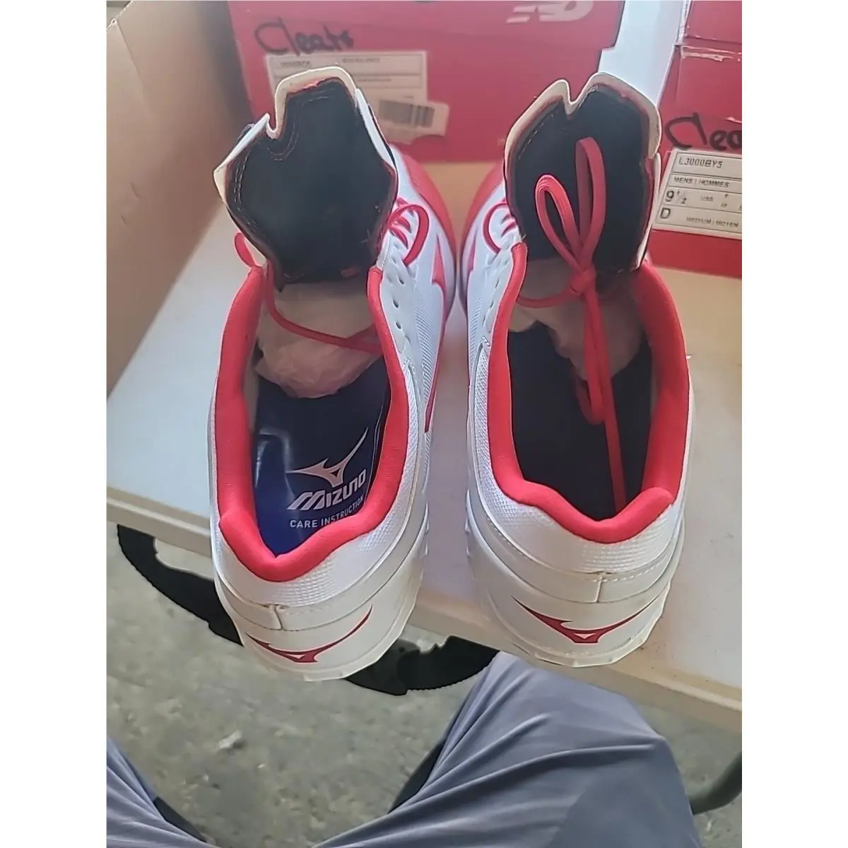 Mizuno shoes - Mizuno Sweep 5 - Sweep - white and red 4