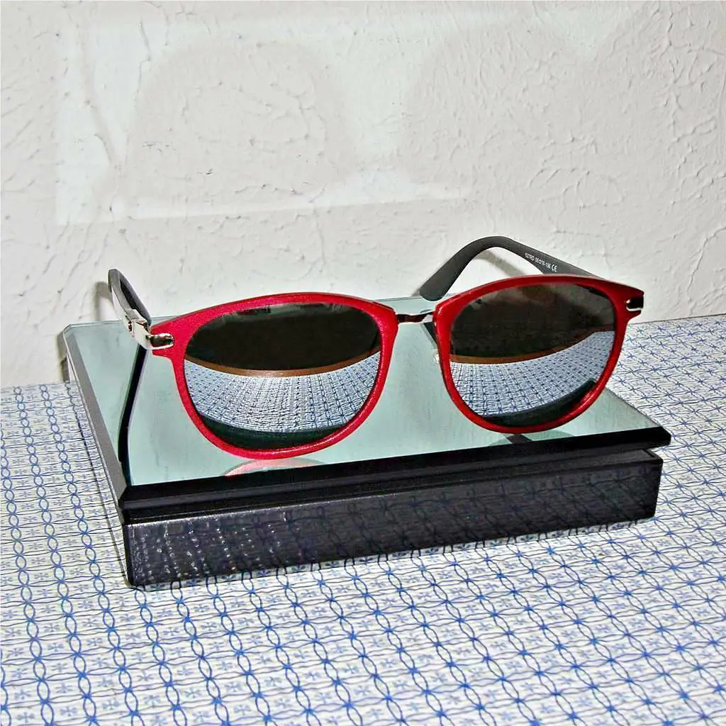 Cetus 027RD Aluminum Carbon Fiber Red Frame Silver Lens Sunglasses by Breed