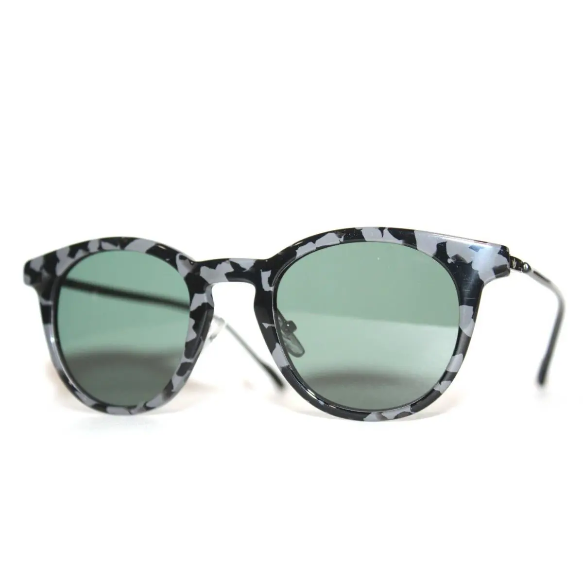Adidas AOK002 096.PLR Grey Black Polarized Sunglasses 48-22-145 Case