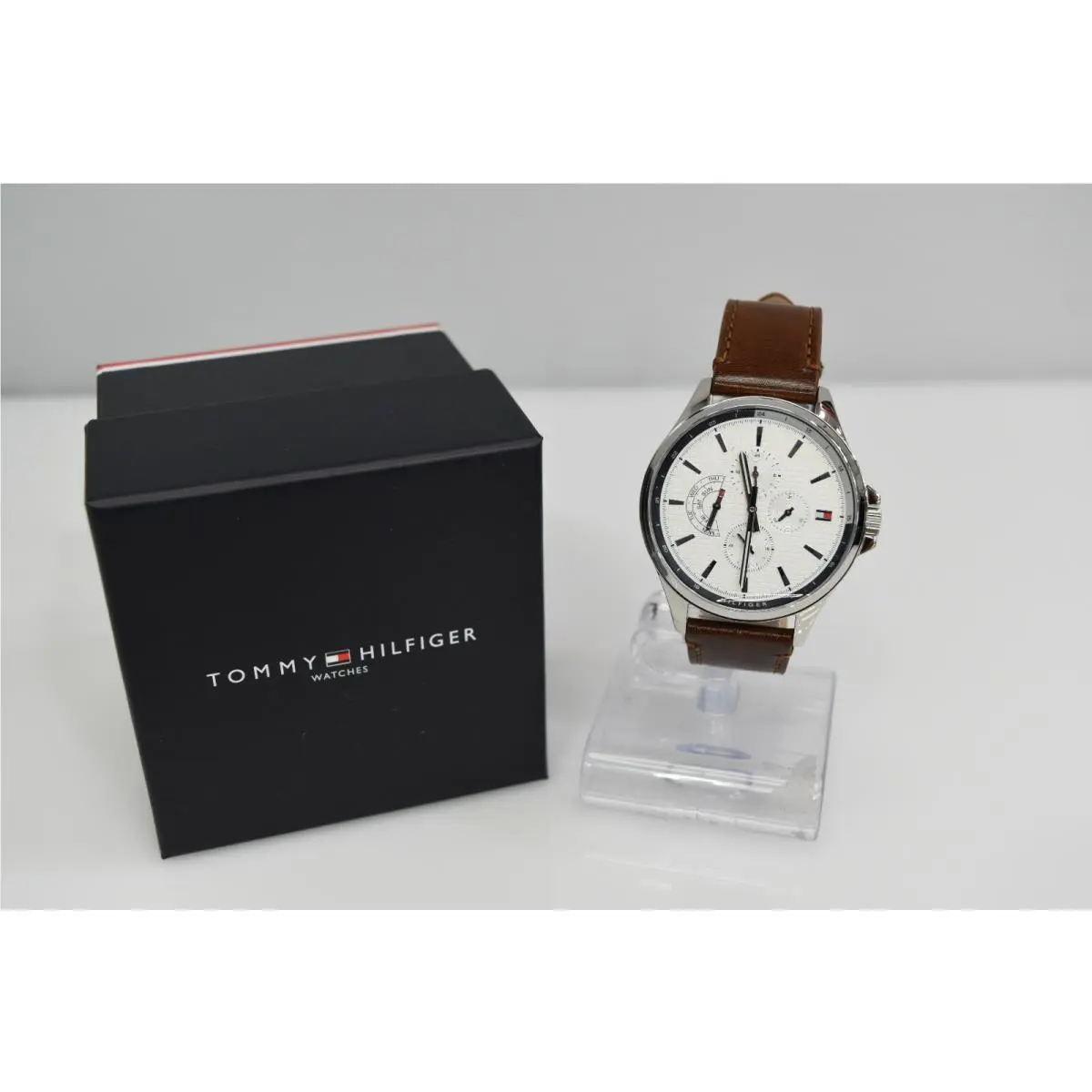 Tommy Hilfiger Brown Leather White Dial 1791614 Watch
