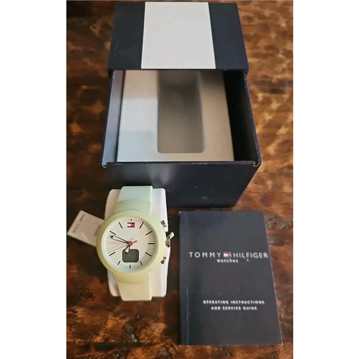 Tommy Hilfiger 1700071 Sport Green Rubber Silicone Strap Unisex Watch Box Tags