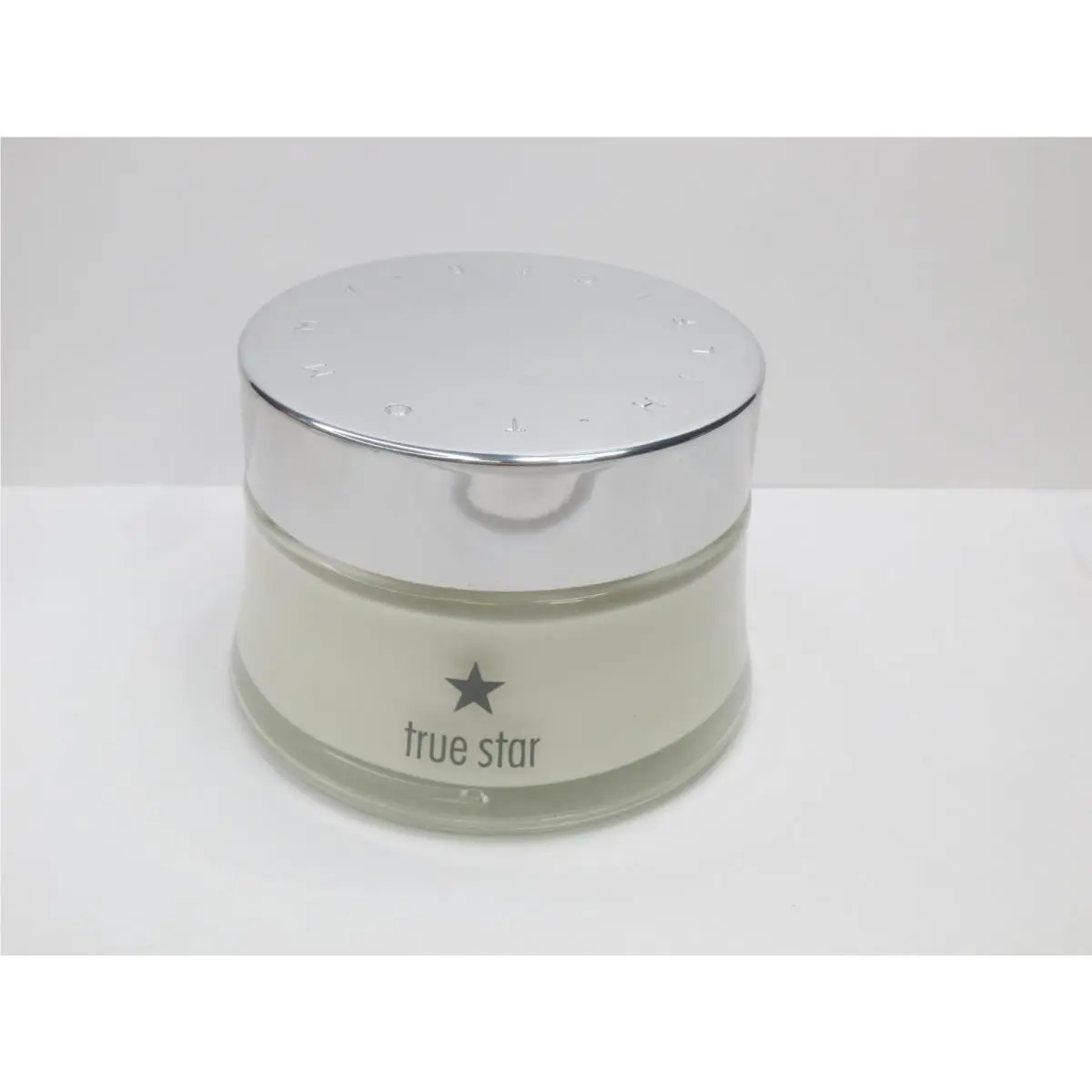 Tommy Hilfiger True Star Satin Body Cream 6.7 OZ Details