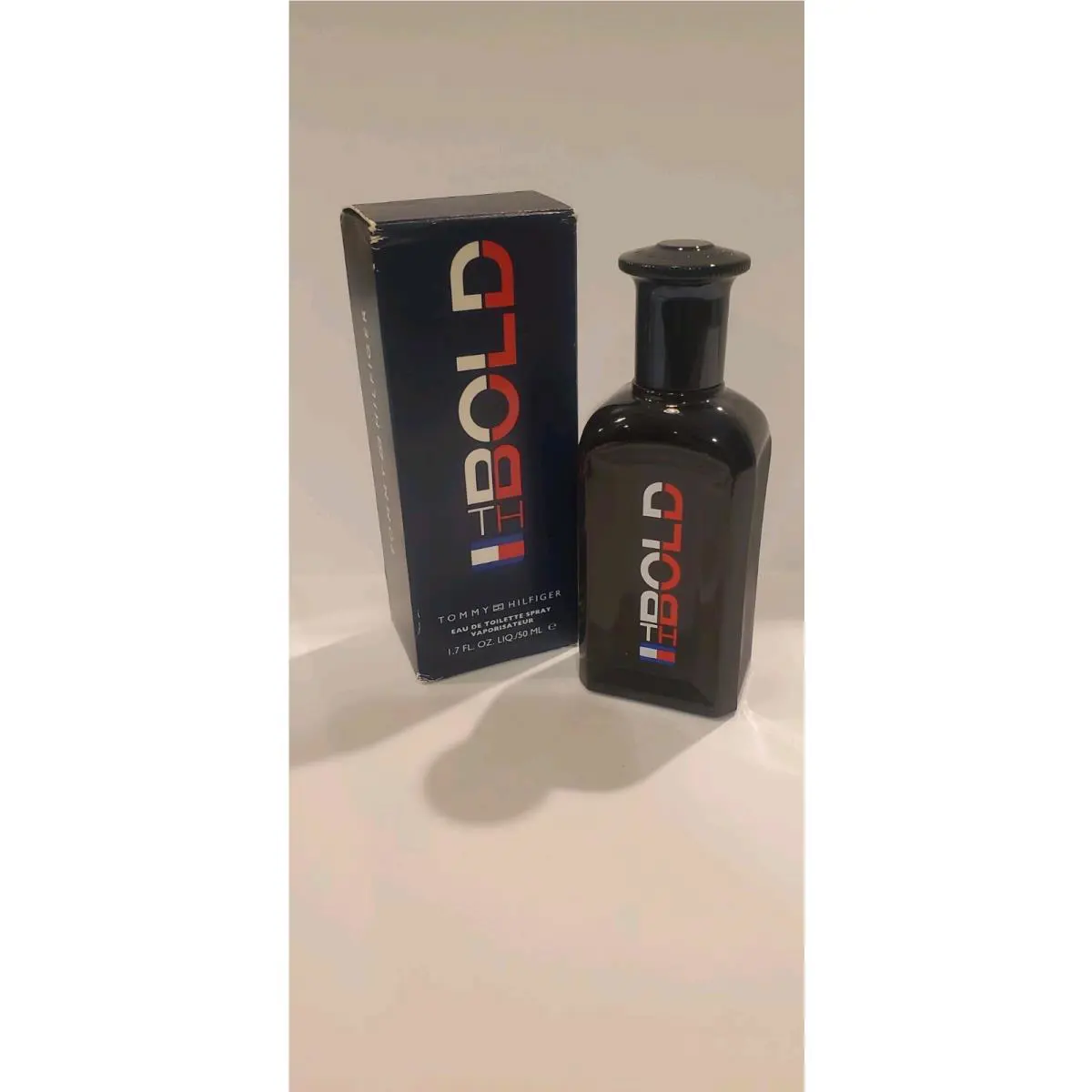 Tommy Hilfiger TH Bold 1.7 oz Edt Men`s Spray Open Slightly Imperfect Box