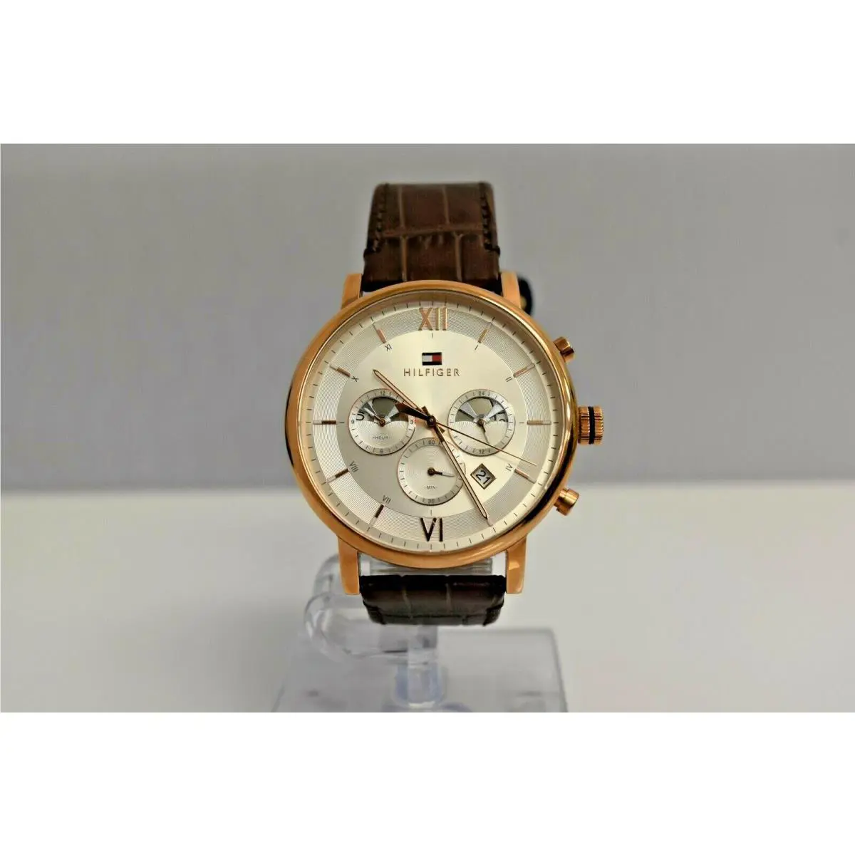 Tommy Hilfiger Men`s RG IP SS Brown Leather Silver Dial 1710394 Watch