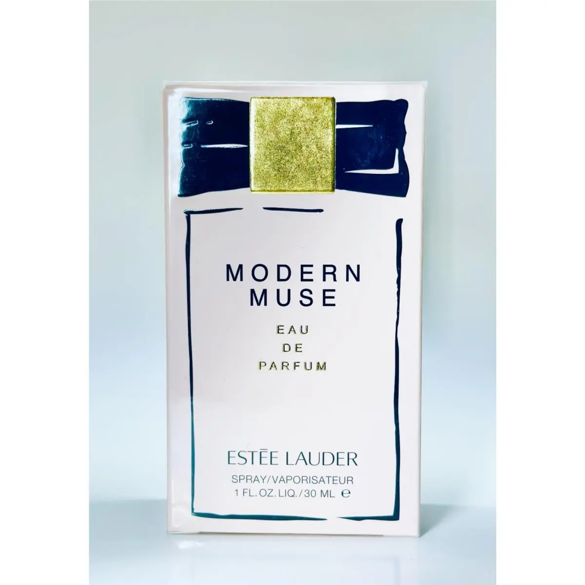 Estee Lauder Modern Muse 1 Fl. Oz. Liq / 30 ml Women`s Perfume by Estée Lauder