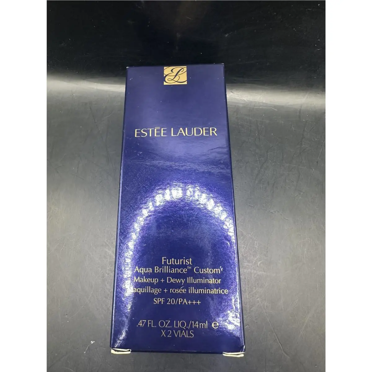 Estee Lauder Futurist Aqua Brilliance Custom Makeup + Dewy Illuminator SPF20/PA+