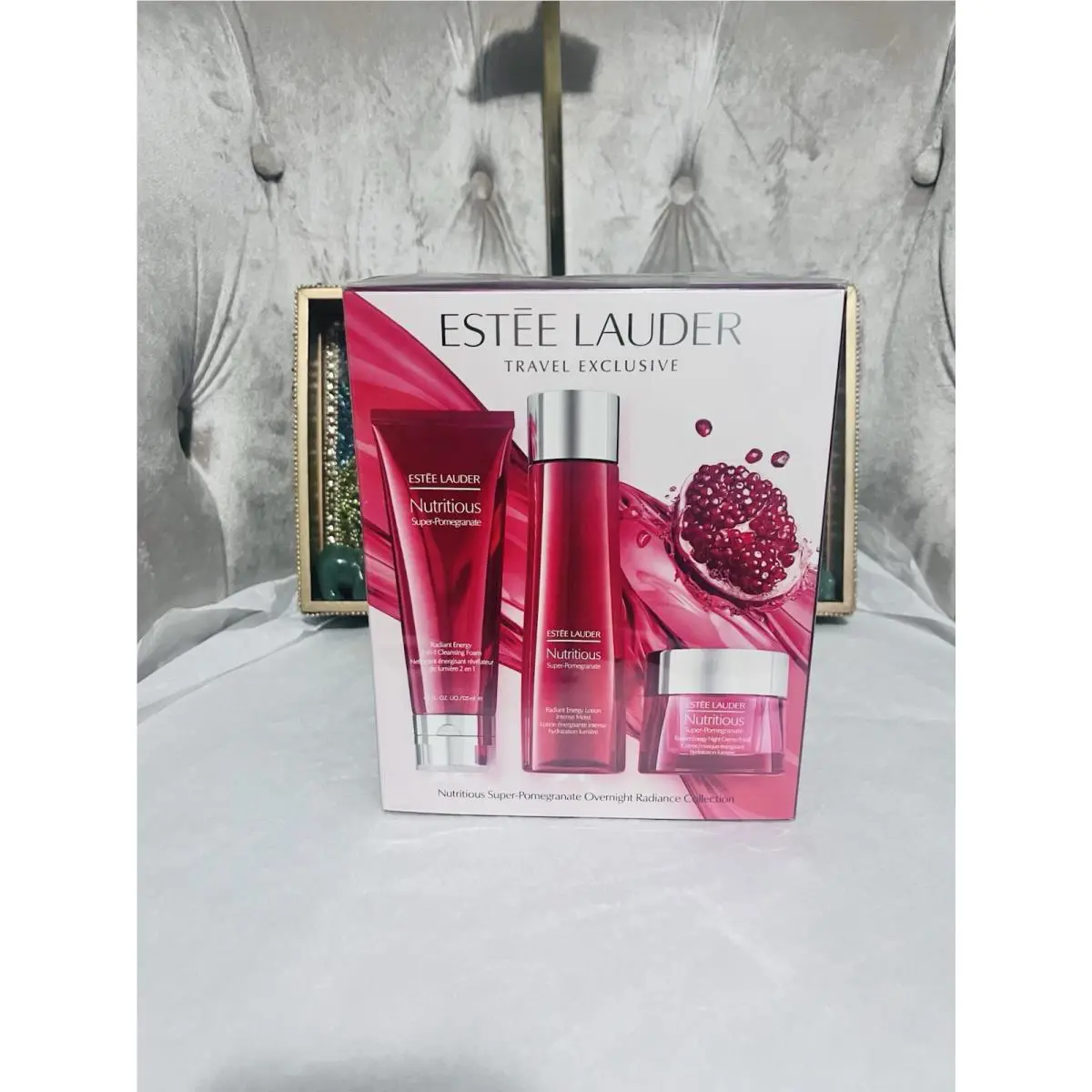 Estee Lauder Nutritious Travel Exclusive Radiance Gift Set Pomegranate Red