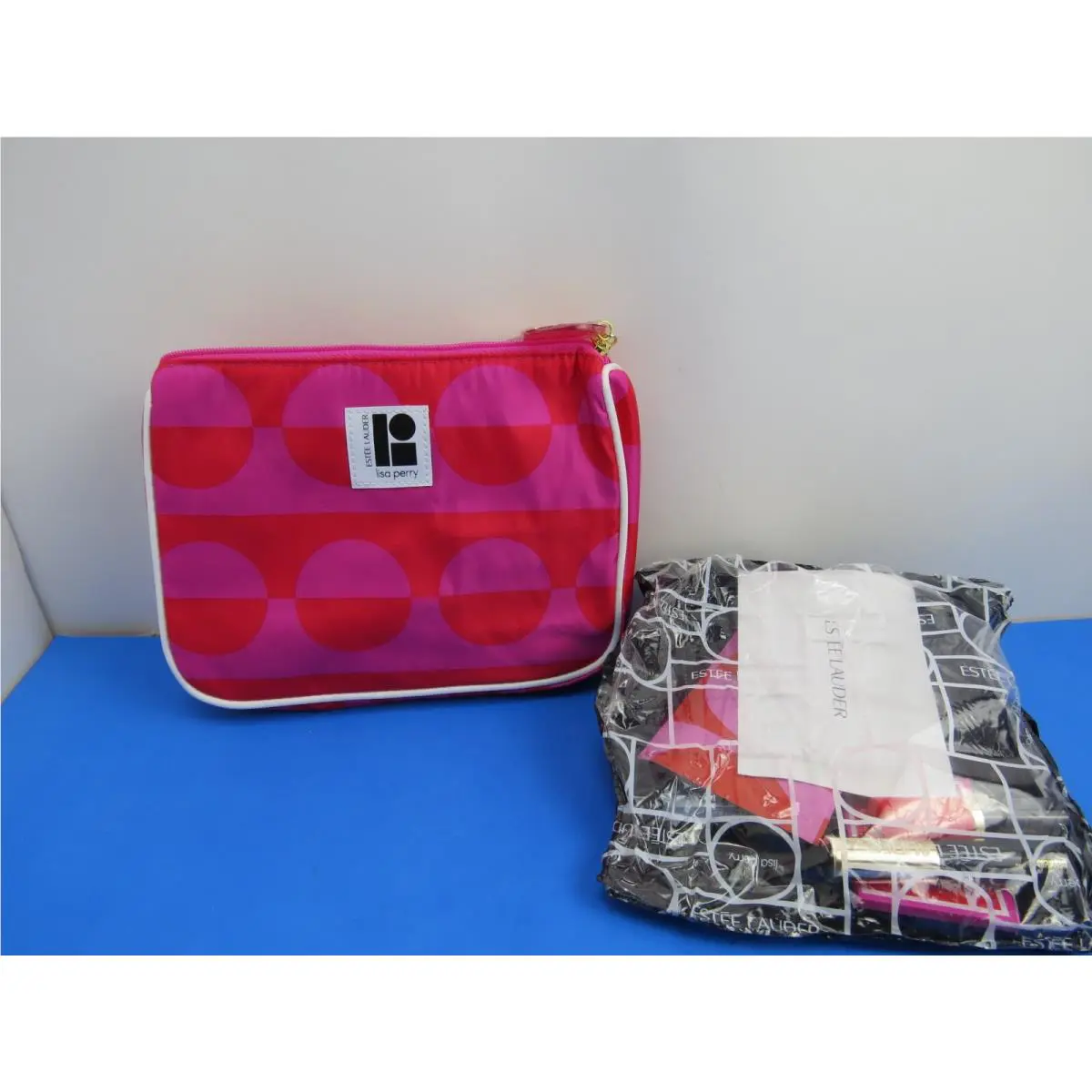 Estee Lauder Lisa Perry Cosmetic Bag Makeup Lipstick