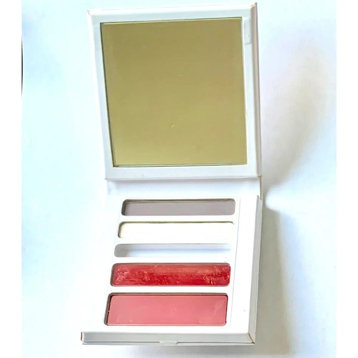 Estee Lauder Beautiful Bride Pocket Color Kit/ Palette 02-FANTASY Bride