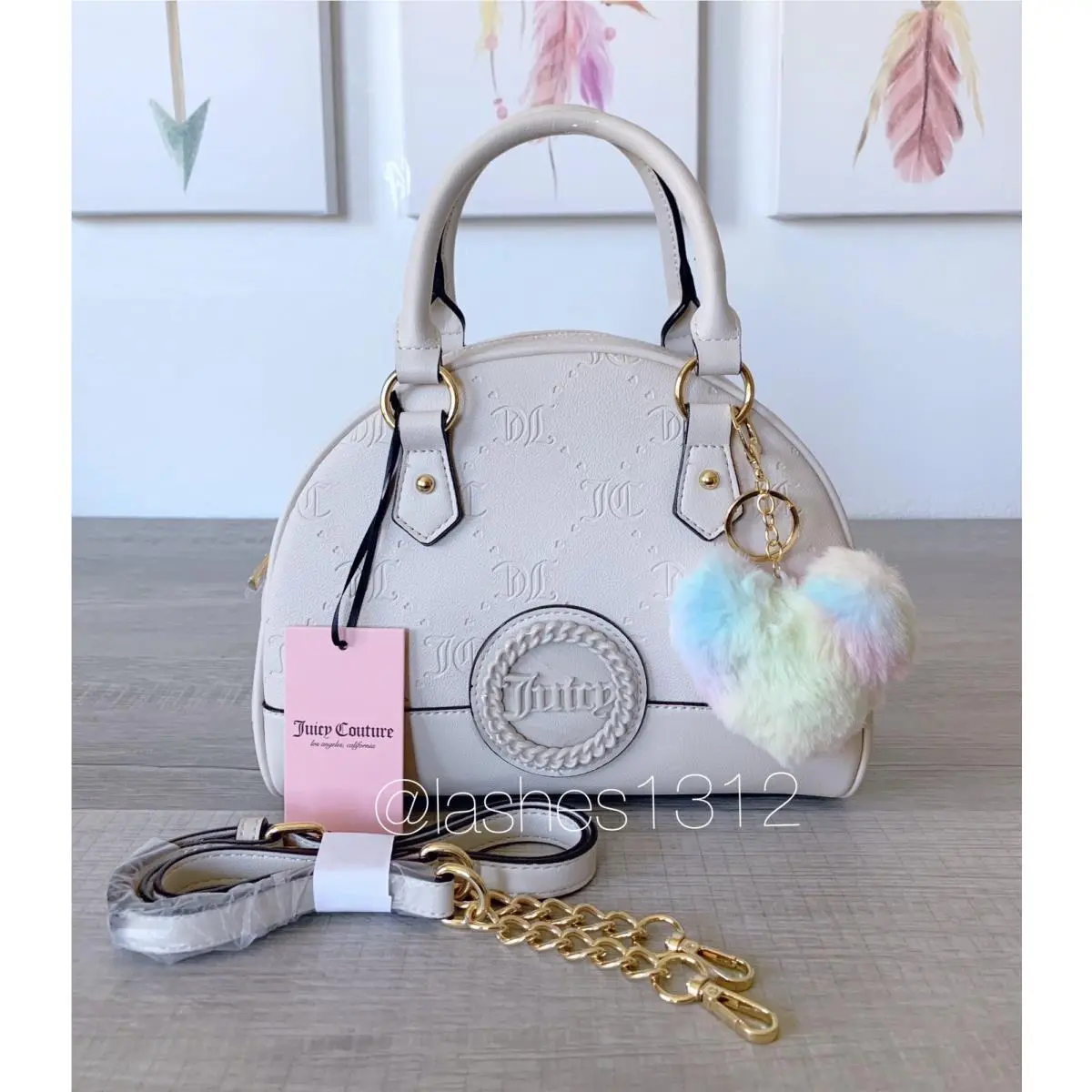 Juicy Couture Bag Stay In Circle Bowler - Cream