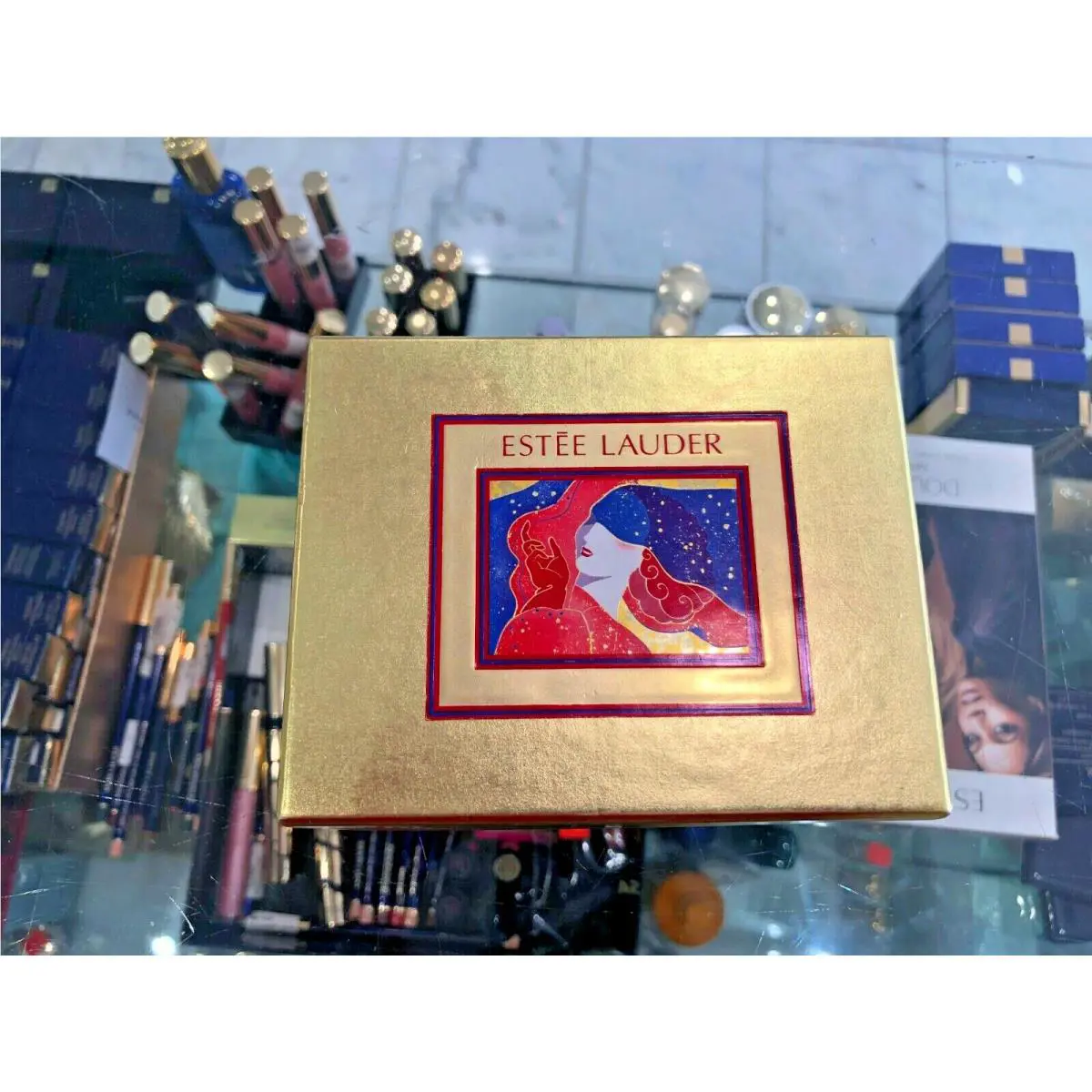 Estee Lauder Beautiful Collector`s Egg 2.27g