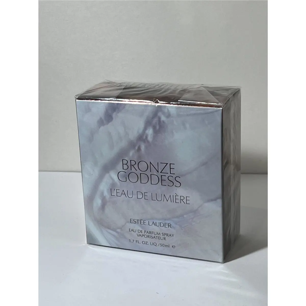 Estee Lauder Bronze Goddess Eau de L`umiere Eau de Parfum 1.7 OZ/50 ML