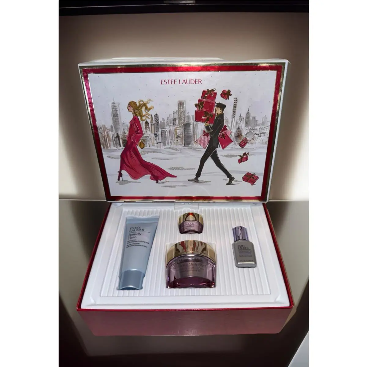 Estee Lauder Lift + Glow Skincare Collection 4 Piece Gift