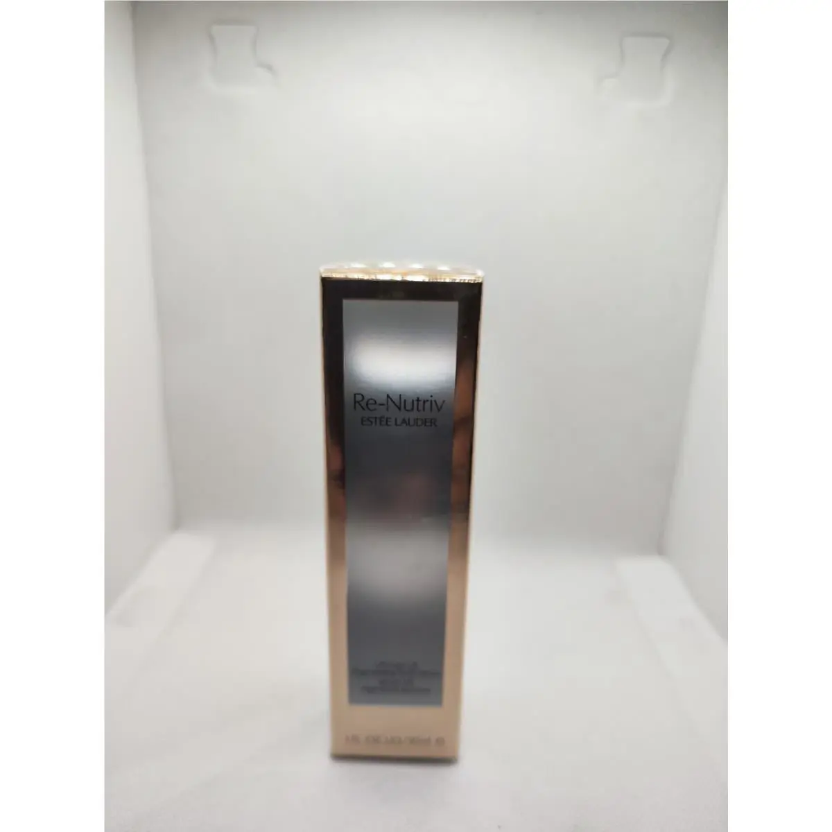 Estée Lauder Re-nutriv Ultimate Lift Regenerating Youth Serum 1 oz/30ml