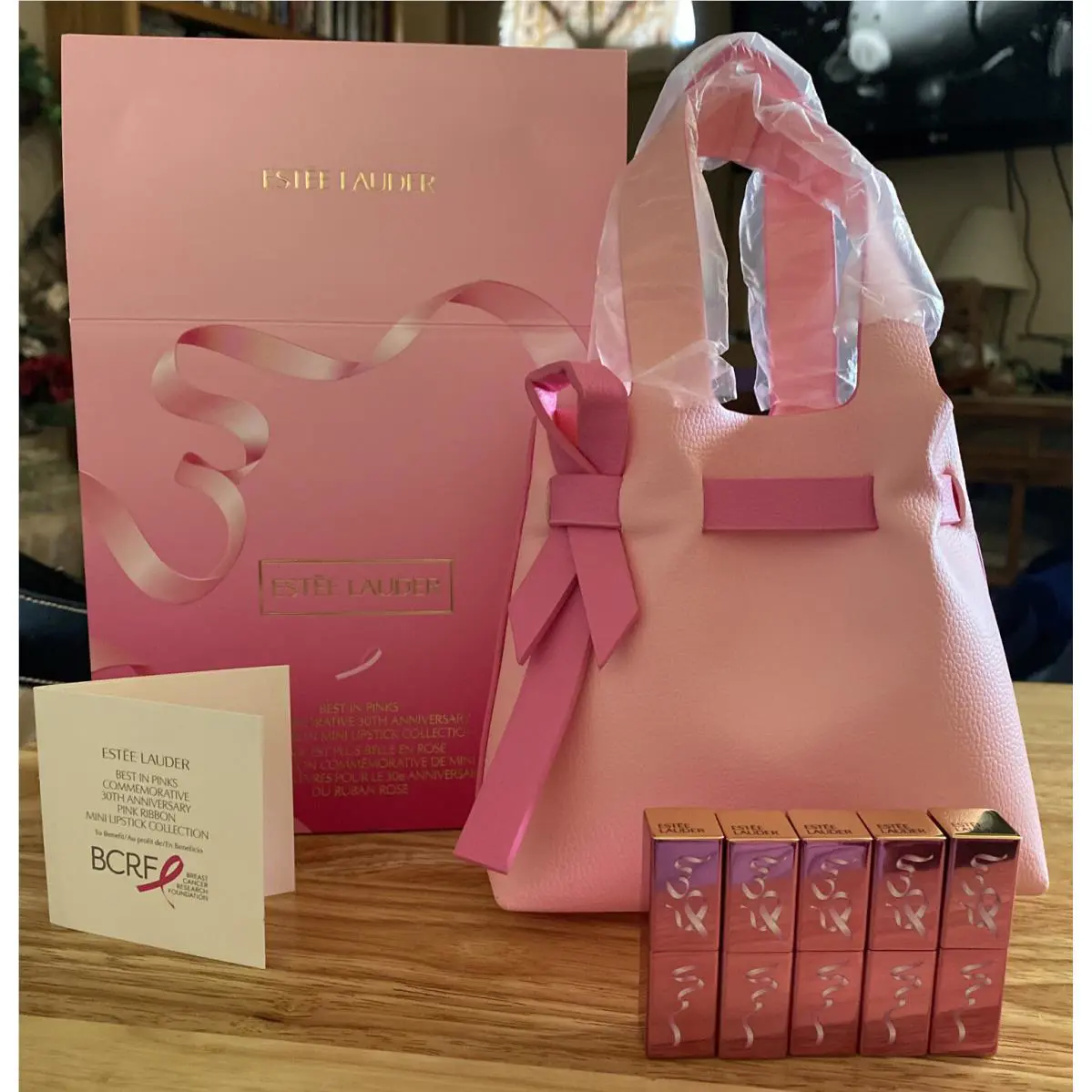 Estée Lauder Best IN Pinks 30th Anniversary Pink Ribbon Mini Lipstick Collection