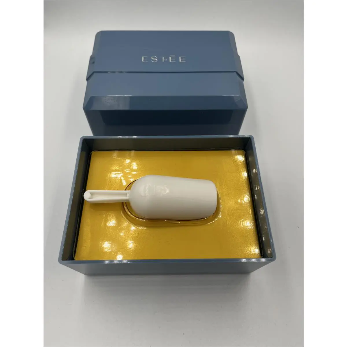 Estee By Estee Lauder Foaming Bath Grains 6 oz
