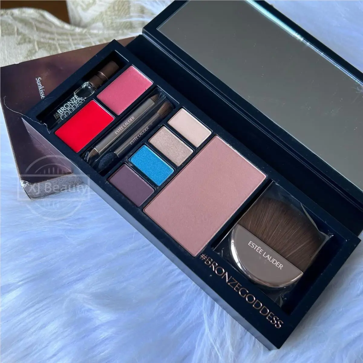 Estee Lauder Bronze Goddess Sunkissed Glow Eye Face Lips Palette Rare
