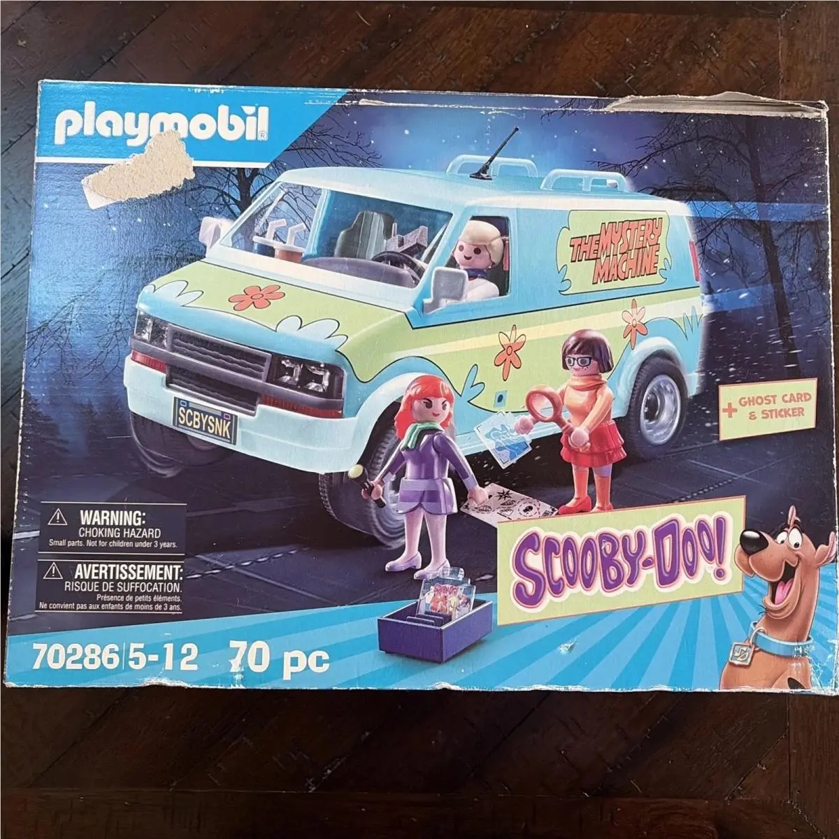 Playmobil Scooby Doo Mystery Machine Set with Fred Daphne Velma Accessories