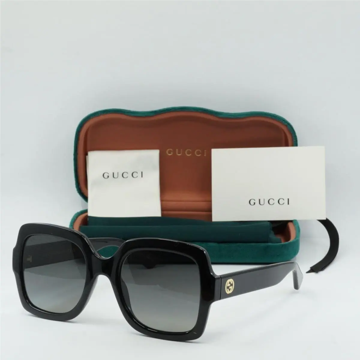 Gucci GG1337S 002 Shiny Black/gradient Gray Polarized 54-22-140 Sunglasses