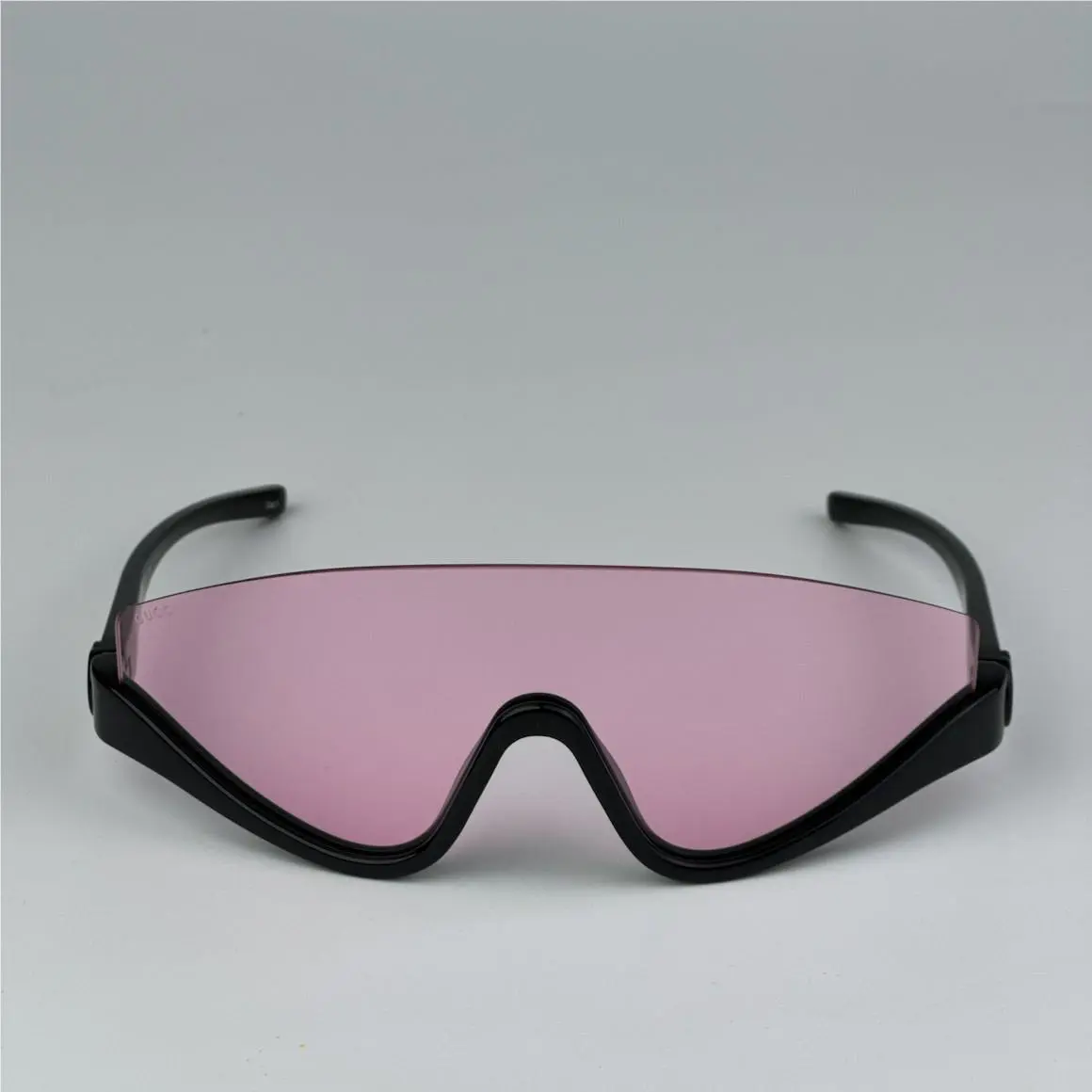 Gucci 1650 White Black Sport Wrap Shield Gg1650S Unisex Rimless Sunglasses 007