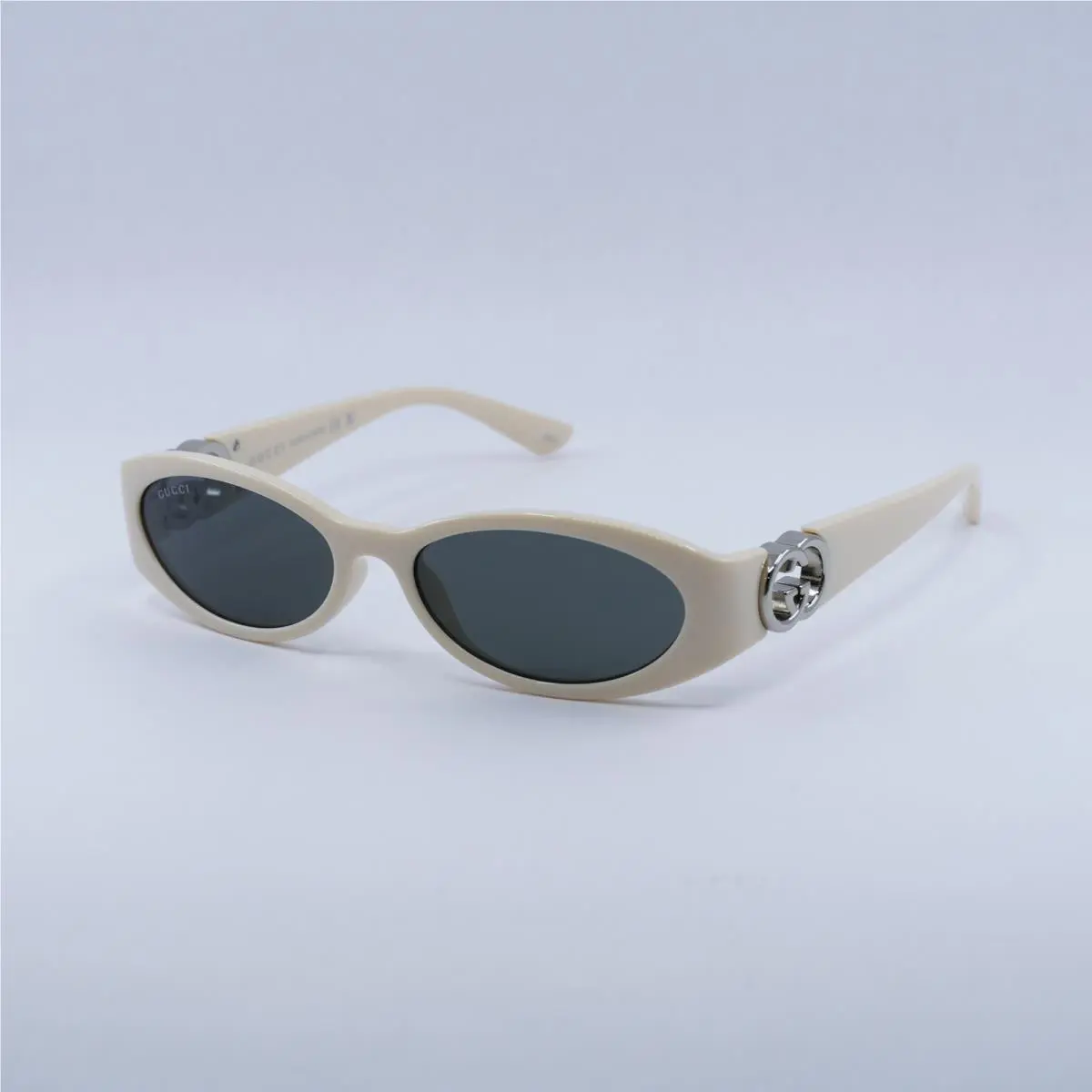 Gucci GG1660S 004 Shiny Ivory/grey with Light Mirror 54-16-135 Sunglasses