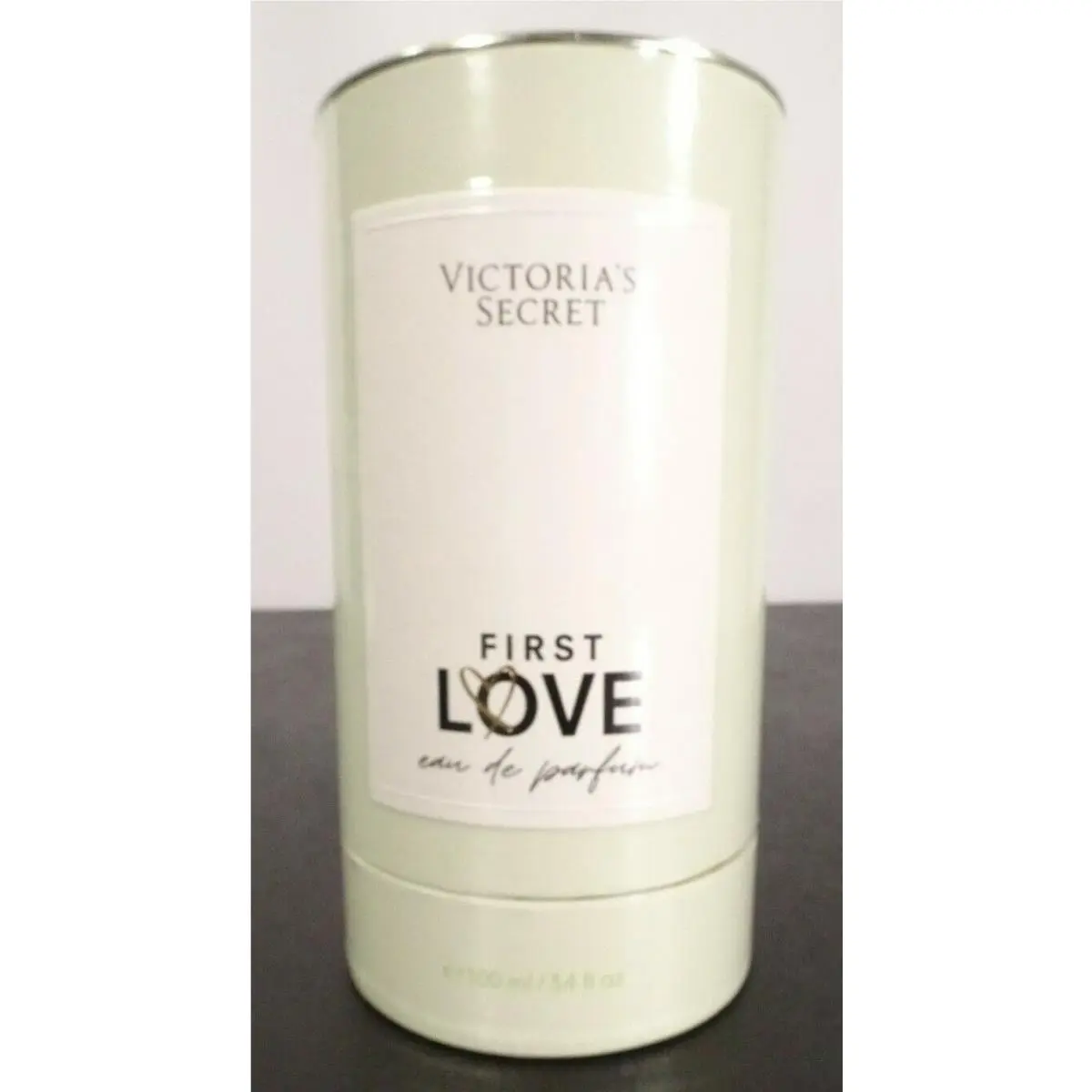 Victoria`s Secret Eau de Parfum First Love / Very Sexy Sea / Crush /wild Flower First Love by Victoria's Secret