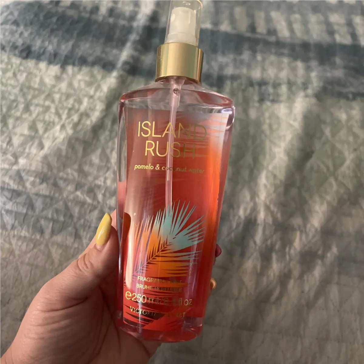 Victoria`s Secret Island Rush Fragrance Mist 8.4 Oz •new• Rare